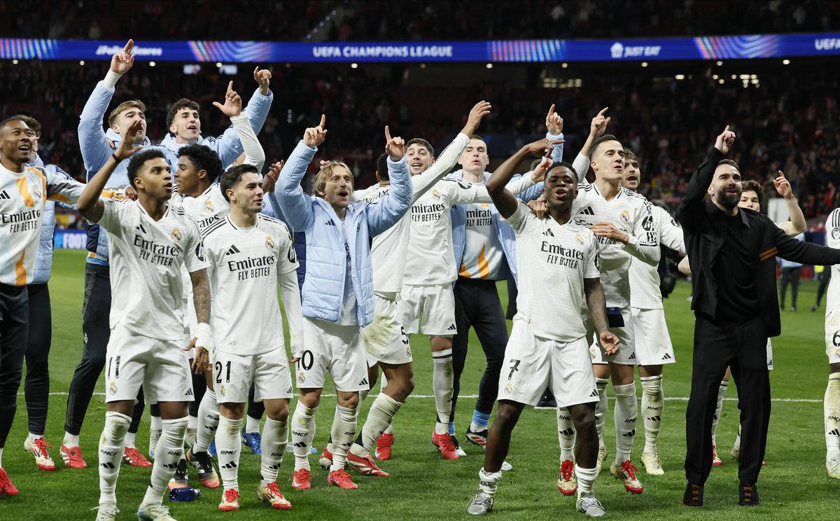 多特蒙德战队机动比利亚雷亚尔,斩获奖杯之路 多特蒙德战队机动比利亚雷亚尔,斩获奖杯之路