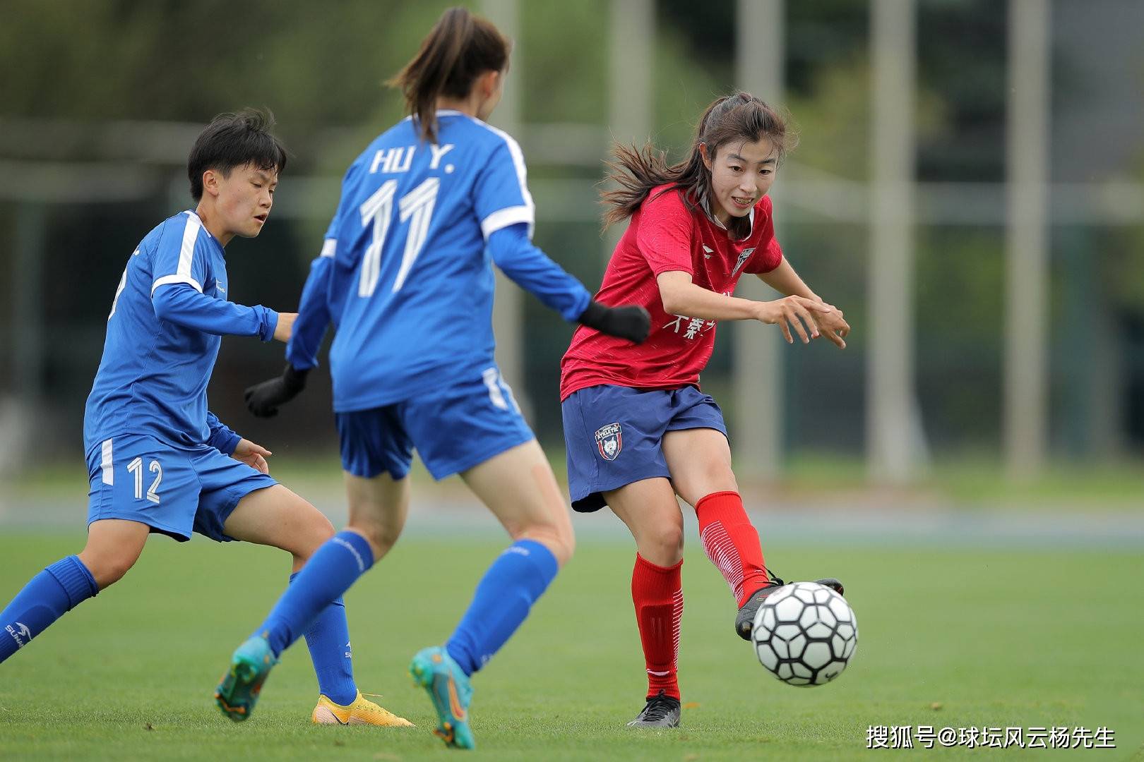 脚踏风云:女足豪强镇守巅峰之巅 脚踏风云:女足豪强镇守巅峰之巅