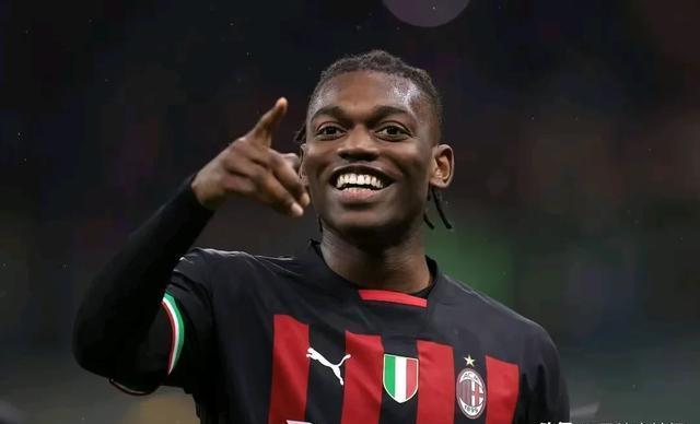 莱切取胜帕尔马继续领跑积分榜 莱切取胜帕尔马继续领跑积分榜