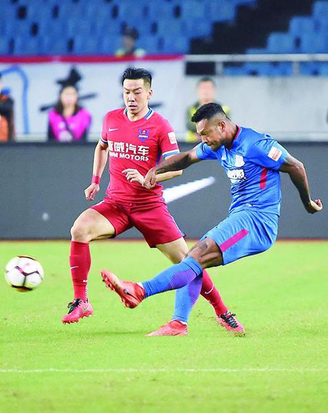 星空体育app-重庆斯威客场战平深圳佳兆业，保持不败