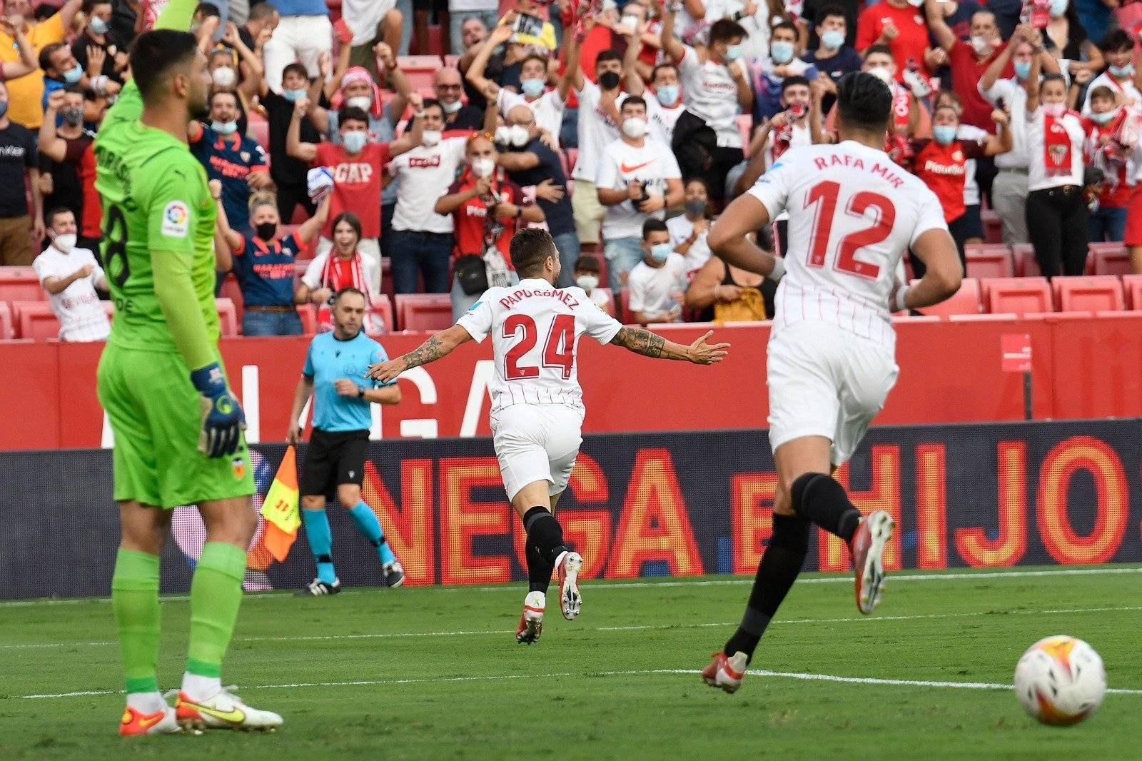 星空体育-巴塞尔那劲旅主场大胜，领跑积分榜