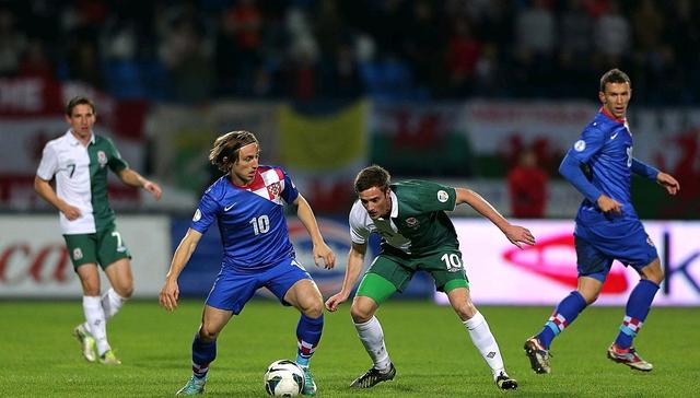 荷兰赢得对阵克罗地亚的关键之战 荷兰赢得对阵克罗地亚的关键之战