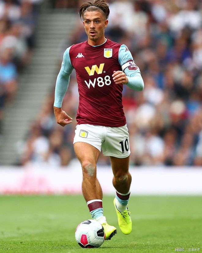 维拉客场大胜诺里奇,成功拿下三分 维拉客场大胜诺里奇,成功拿下三分